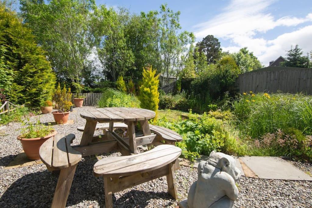 Calm Scottish Country Escape With Hot Tub Sleeps 6 Vila Inverness Exterior foto